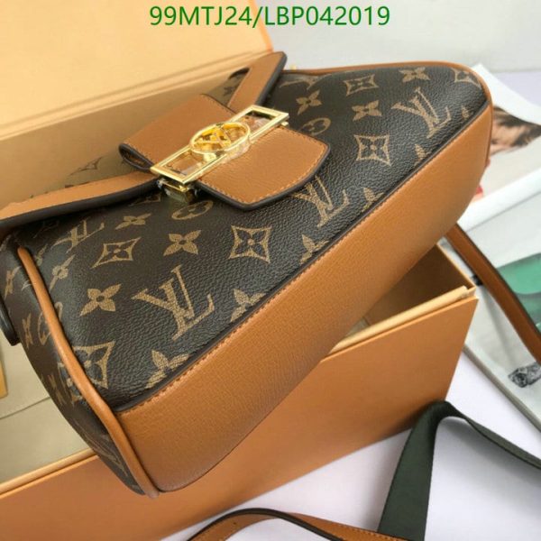 Louis Vuitton AAA+ Replica Messenger Bag LBP0420190654