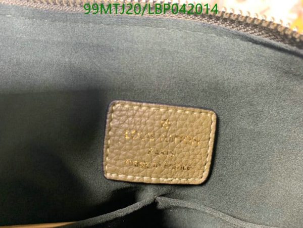 Louis Vuitton AAA+ Replica Shoulder Bag LBP0420140741