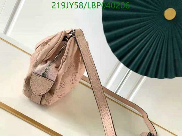 Louis Vuitton 1:1 Replica Beige Crossbody Bag LBP0402066987