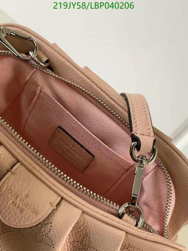 Louis Vuitton 1:1 Replica Beige Crossbody Bag LBP0402066987