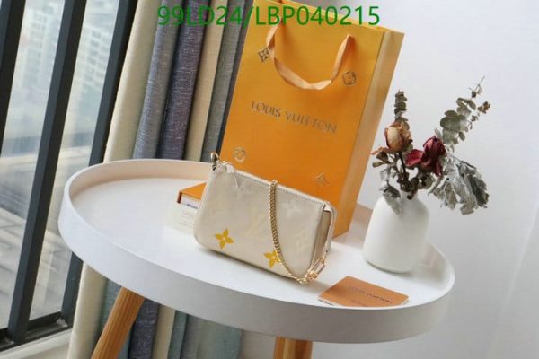 Louis Vuitton 1:1 Replica Mini Top Handle Bag LBP0402151945