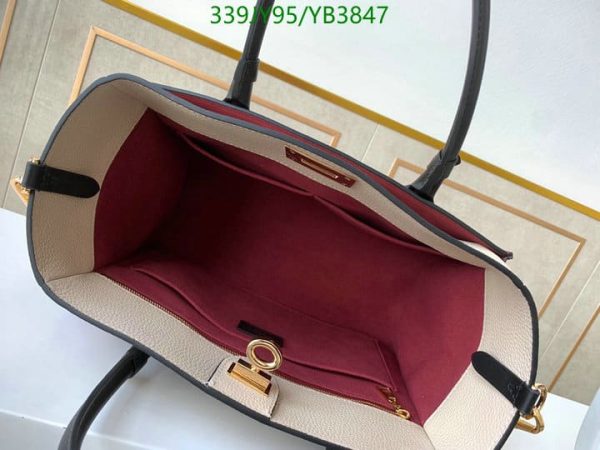 Louis Vuitton 1:1 Mirror Replica On My Side MM Bag YB38471254896