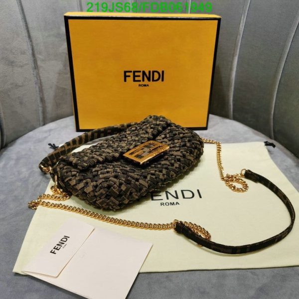 Fendi 1:1 Replica Super Quality Shoulder Bag FDB0619491111