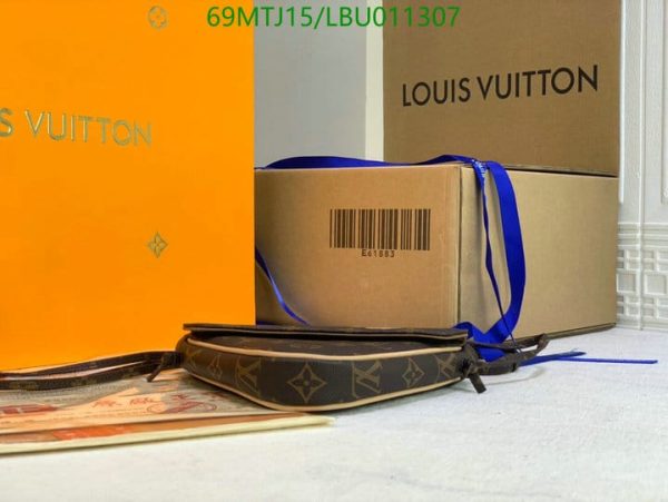 Louis Vuitton AAA+ Replica Inspired Purse LBU0113071452