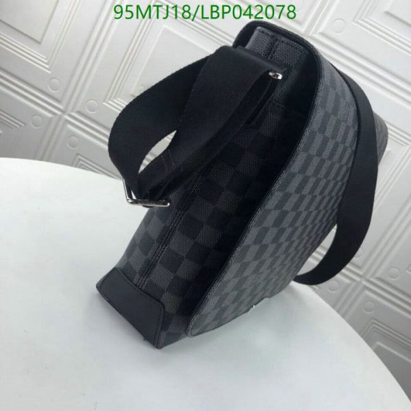 Louis Vuitton AAA+ Replica Designer Messenger Bag LBP0420781607