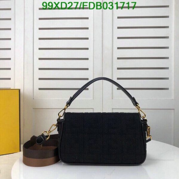 Fendi AAA+ Replica Zucca Baguette Shoulder Bag FDB0317171110