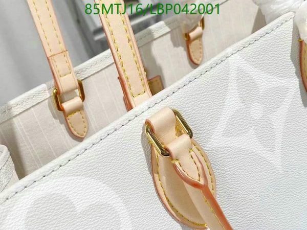 Louis Vuitton AAA+ Replica Onthego Bag LBP0420011009