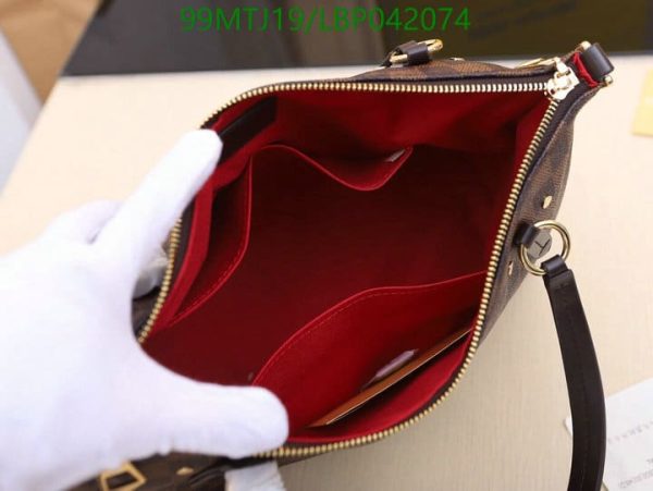 Louis Vuitton AAA+ Replica Inspired Shoulder Bag LBP0420748014