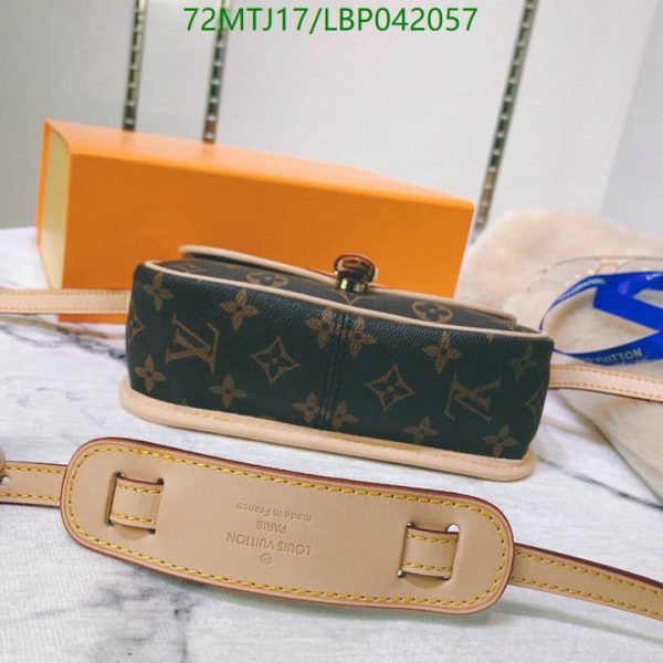 Louis Vuitton AAA+ Replica Designer Crossbody bag LBP0420570496