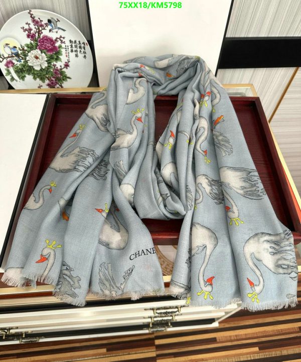 Chanel Replica Winter Cashmere Duck Shawl & Scarf