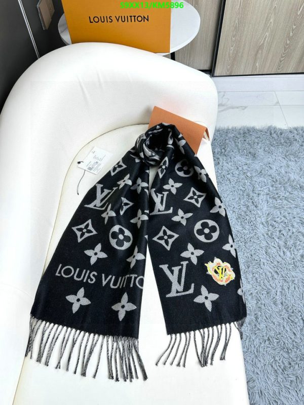 Louis Vuitton Replica Wool Precious Dragon Essential Scarf