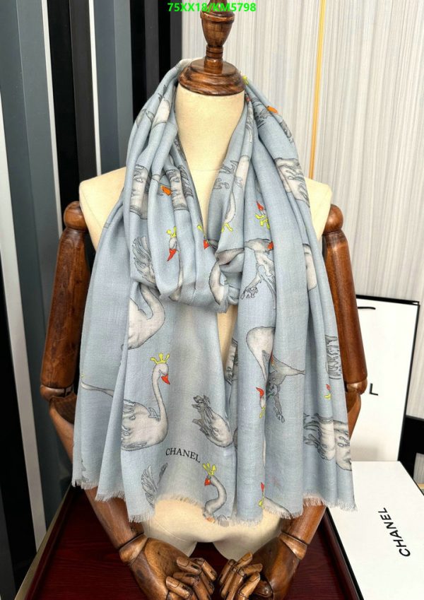 Chanel Replica Winter Cashmere Duck Shawl & Scarf