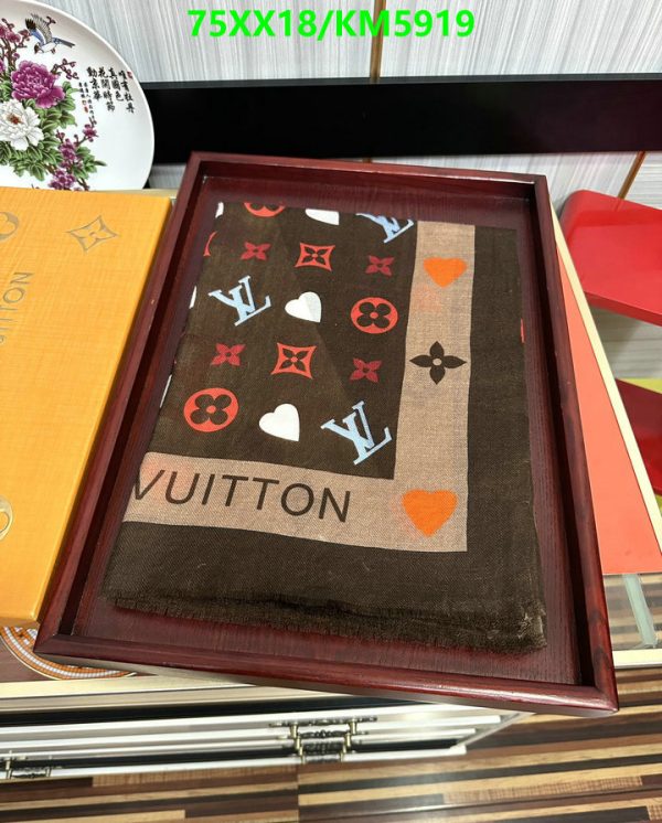 Louis Vuitton Replica Game On Bandeau Cashmere Scarf