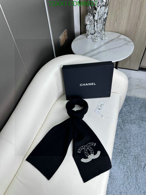 Chanel Replica Cashmere CC Crystal Scarf Black & White