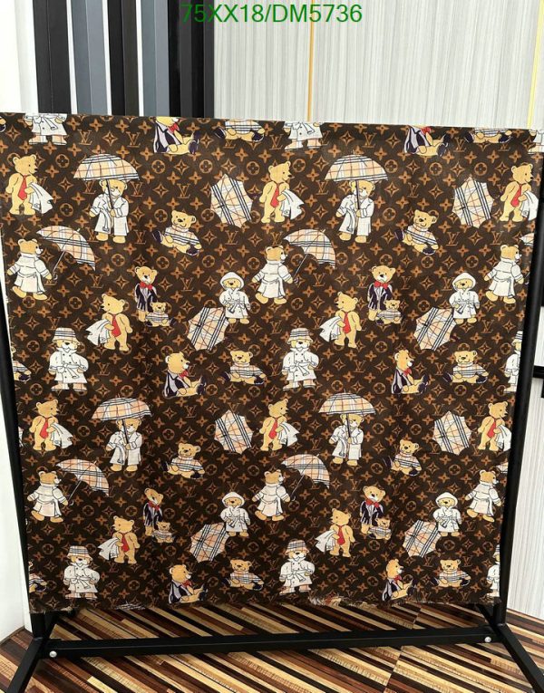 Louis Vuitton Replica Bear Happy Park Cashmere Shawl/Scarf