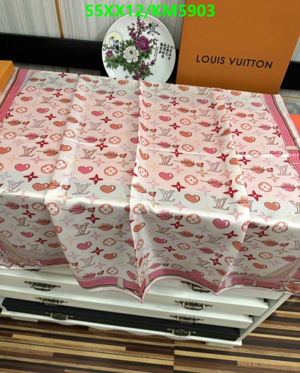 Louis Vuitton Replica Pink Heart Flower Lips VL Logo Print