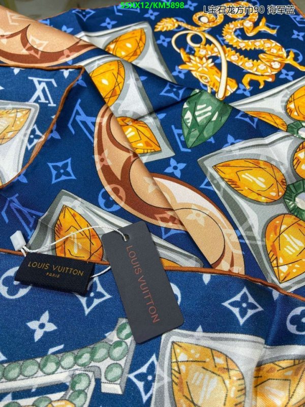 Louis Vuitton Replica Square Silk Fall Scarf