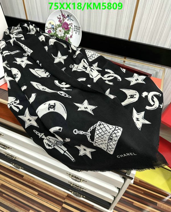 Chanel Replica Cashmere Crescent Black CC Scarf