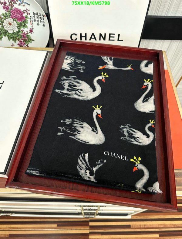 Chanel Replica Winter Cashmere Duck Shawl & Scarf