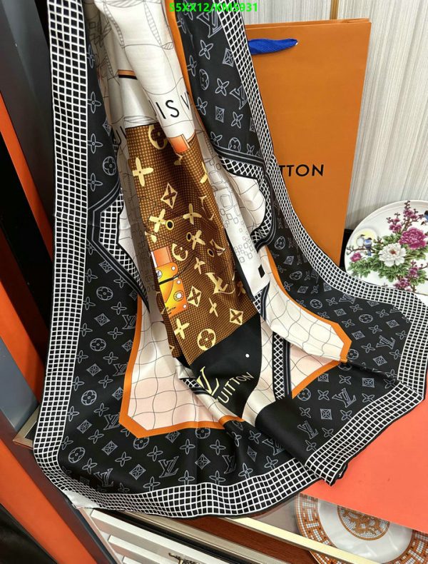 Louis Vuitton Replica Woman Silk Square Scarf