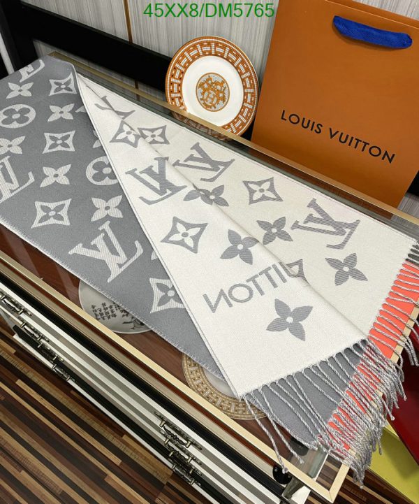 Louis Vuitton Replica LV Essential Fringe Scarf