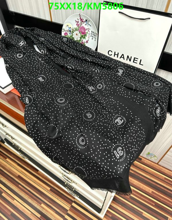 Chanel Replica Cashmere Coco Mark Stall Black Dot Scarf