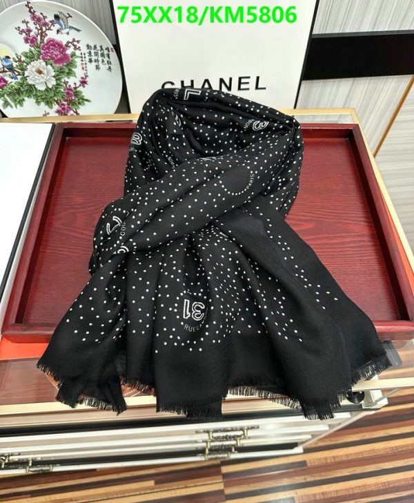 Chanel Replica Cashmere Coco Mark Stall Black Dot Scarf