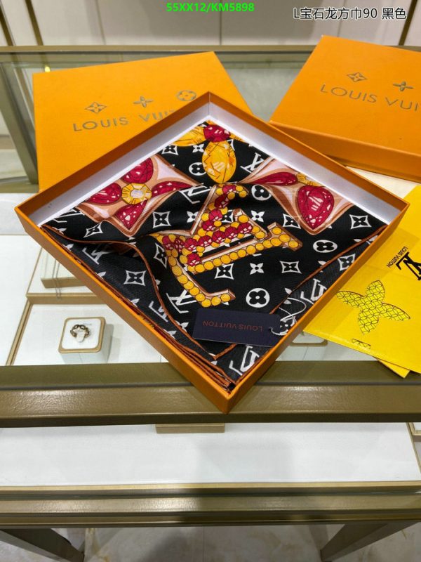 Louis Vuitton Replica Square Silk Fall Scarf