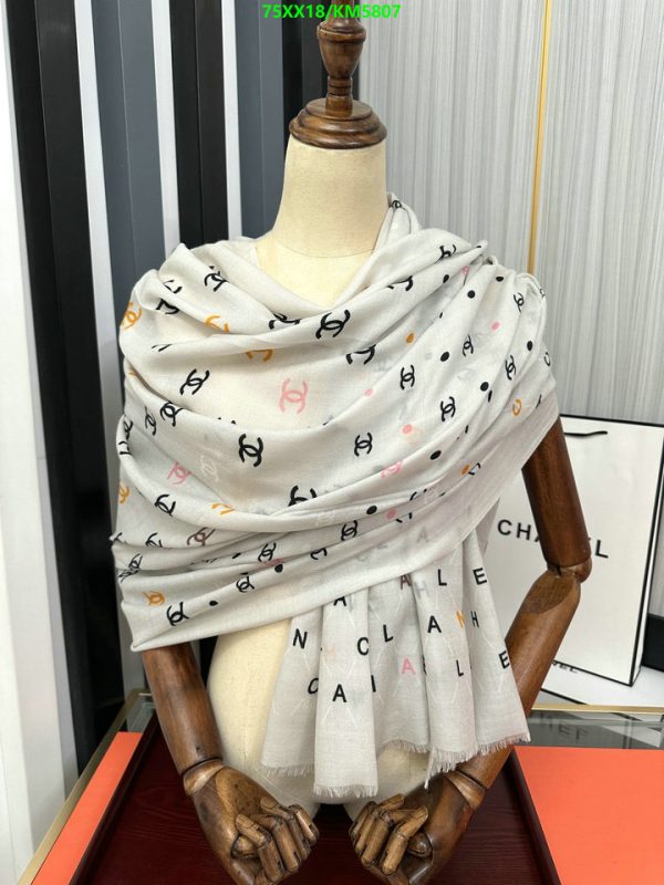 Chanel Replica Black & White Cashmere Woman Shawl/Scarf