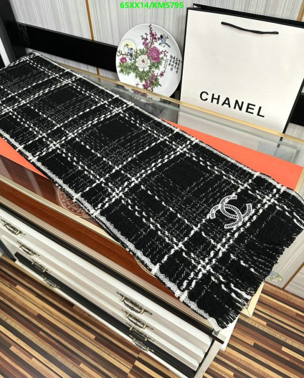 Chanel Replica Fringe Plaid Cashmere CC Logos Scarf