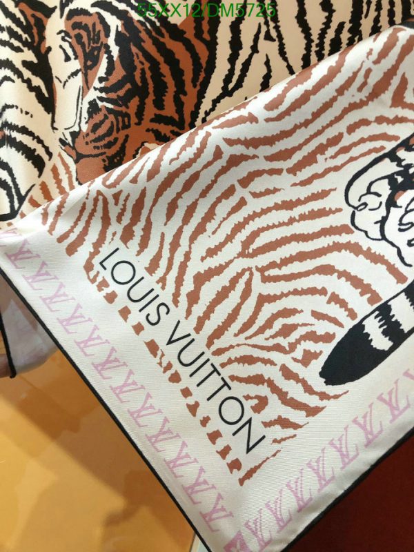 Louis Vuitton Replica Tiger Mania Square 90