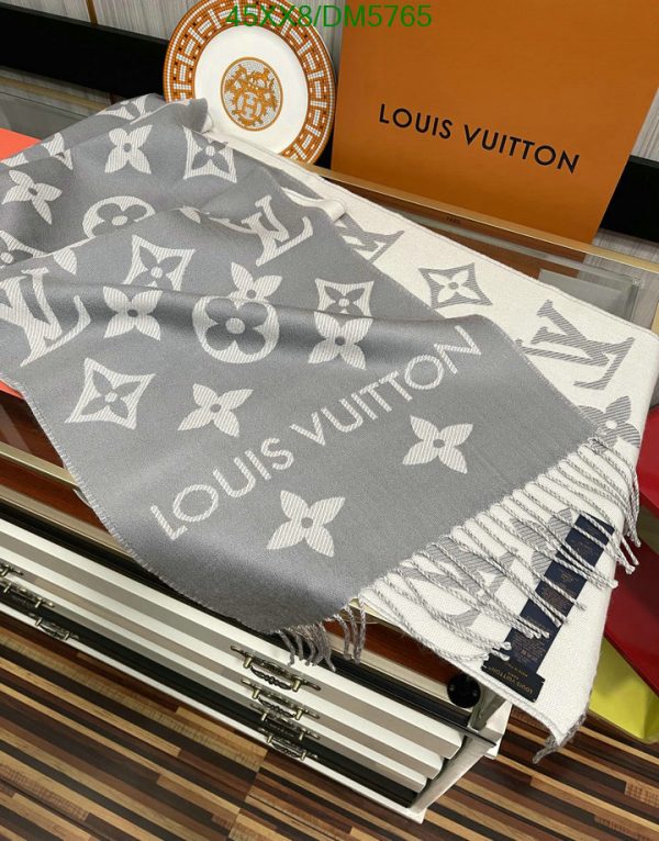 Louis Vuitton Replica LV Essential Fringe Scarf