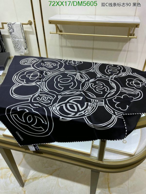 Chanel Replica Silk Scarf Luxury Black/White Square 90