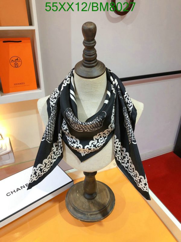 Chanel Replica Silk Interlocking Camelias Square Scarf