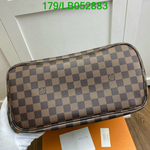 Louis Vuitton 1:1 Mirror Replica Monogram Canvas Neverfull