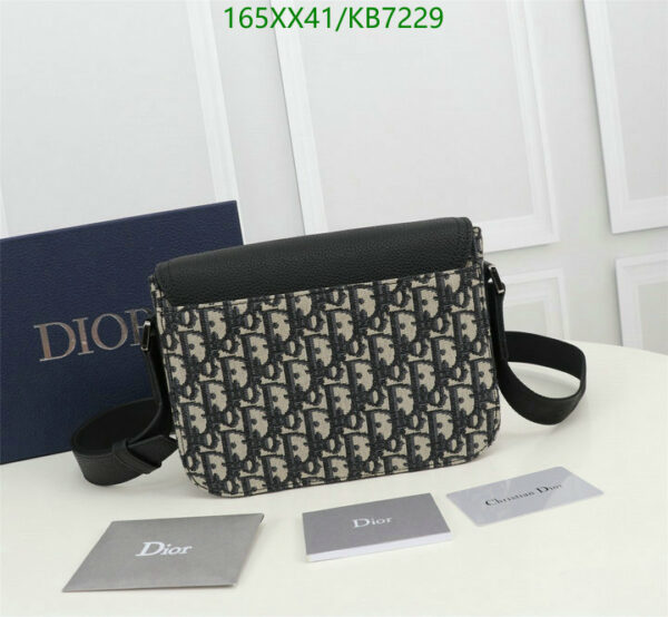 Christian Dior 1:1 Mirror Oblique Jacquard Saddle Bag With Strap