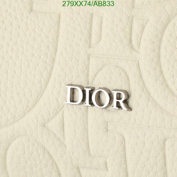 Christian Dior 1:1 Mirror Dior Hit the Road Backpack with Flap