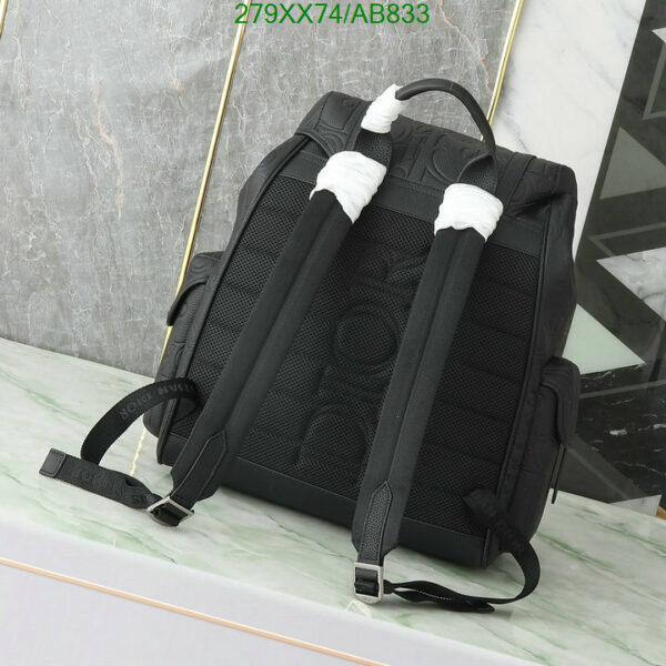 Christian Dior 1:1 Mirror Dior Hit the Road Backpack with Flap