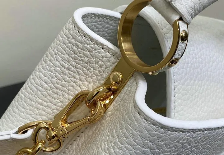 Louis Vuitton 1:1 Mirror Replica My Capucines Bag Louis Vuitton Replica Capucines Louis Vuitton 1:1 Mirror Replica My Capucines Bag Louis Vuitton Replica Capucines