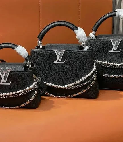 Louis Vuitton 1:1 Mirror Replica Capucines BB Black Capucines Louis Vuitton Replica Capucines