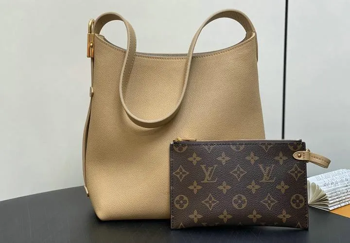 Louis Vuitton 1:1 Mirror Replica PM Low Key Grained Hobo Louis Vuitton Replica Neverfull Louis Vuitton 1:1 Mirror Replica PM Low Key Grained Hobo Louis Vuitton Replica Neverfull