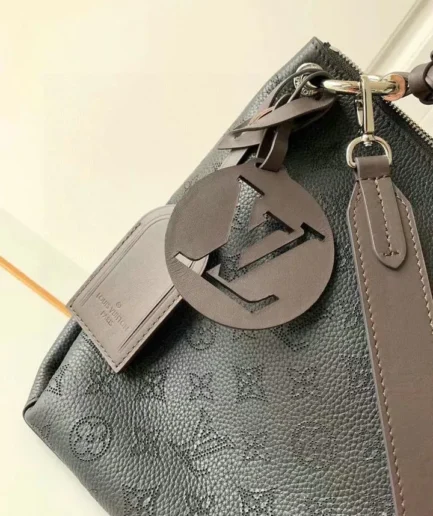 Louis Vuitton 1:1 Mirror Replica Bolsa Hobo Beaubourg MM Mahina Louis Vuitton Replica CarryAll