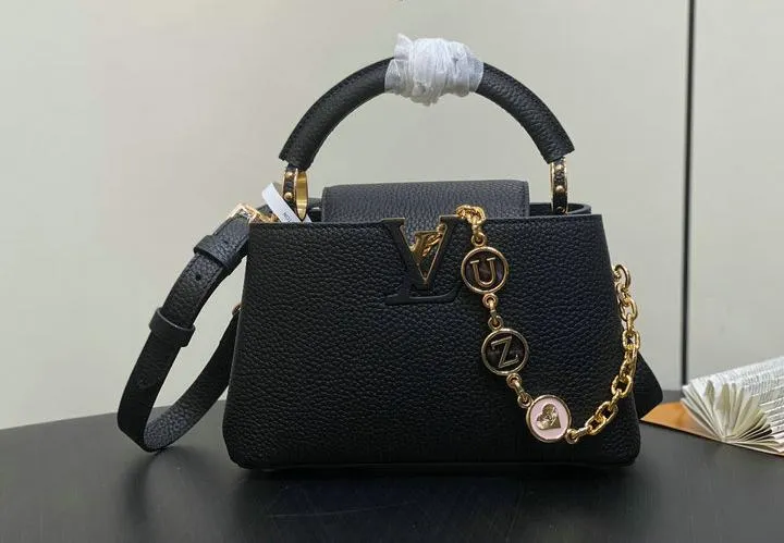 Louis Vuitton 1:1 Mirror Replica My Capucines Bag Louis Vuitton Replica Capucines Louis Vuitton 1:1 Mirror Replica My Capucines Bag Louis Vuitton Replica Capucines