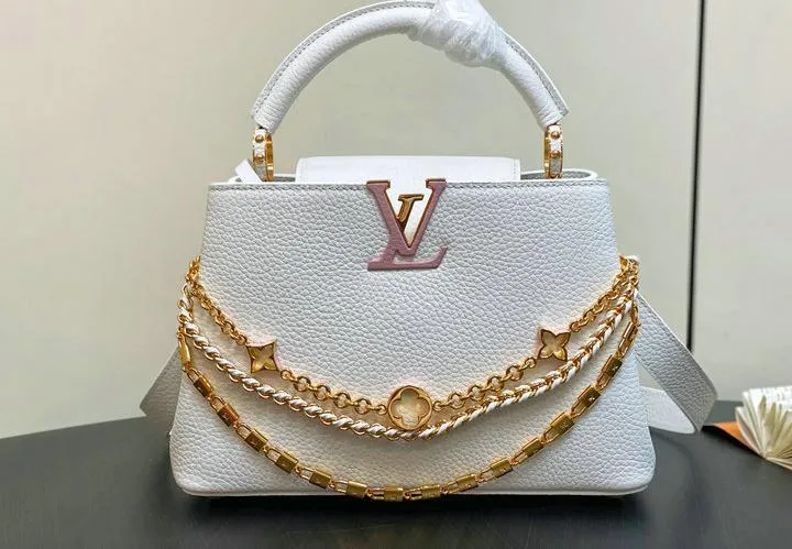 Louis Vuitton 1:1 Mirror Replica Capucines BB White Gold Capucines Louis Vuitton Replica Capucines Louis Vuitton 1:1 Mirror Replica Capucines BB White Gold Capucines Louis Vuitton Replica Capucines
