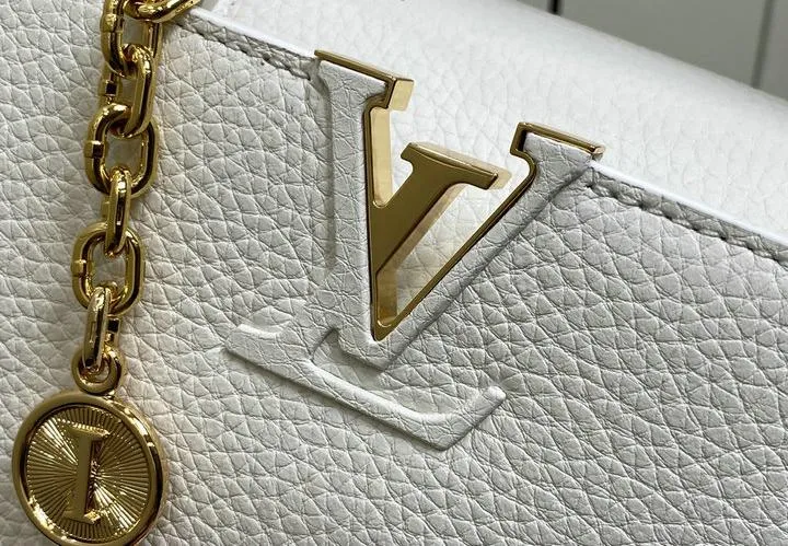 Louis Vuitton 1:1 Mirror Replica My Capucines Bag Louis Vuitton Replica Capucines Louis Vuitton 1:1 Mirror Replica My Capucines Bag Louis Vuitton Replica Capucines