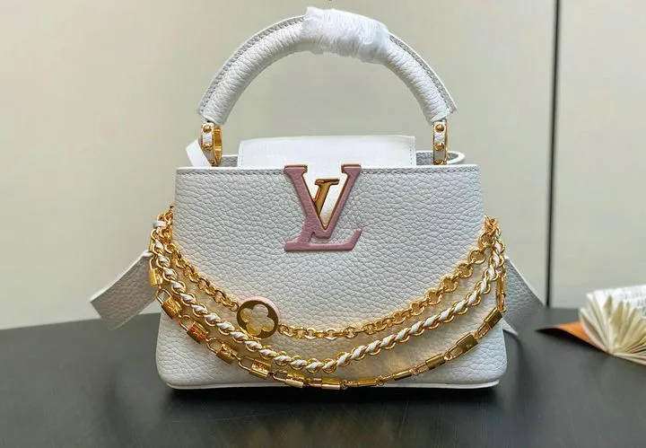 Louis Vuitton 1:1 Mirror Replica Capucines BB White Gold Capucines Louis Vuitton Replica Capucines Louis Vuitton 1:1 Mirror Replica Capucines BB White Gold Capucines Louis Vuitton Replica Capucines