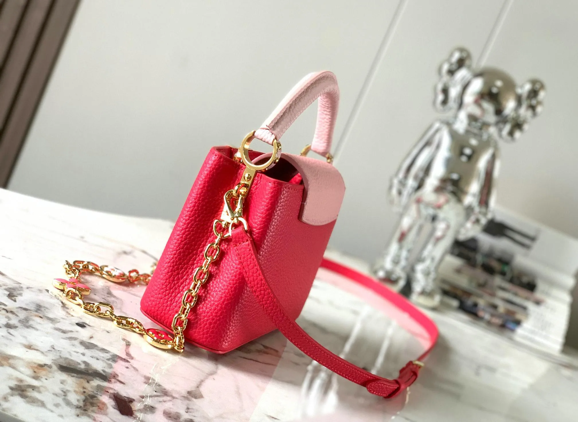 Louis Vuitton 1:1 Mirror Replica Capucines Mini Louis Vuitton Replica Capucines Louis Vuitton 1:1 Mirror Replica Capucines Mini Louis Vuitton Replica Capucines