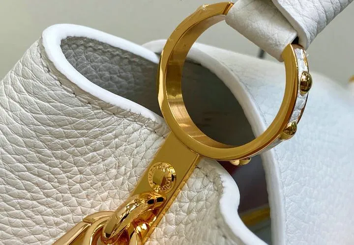 Louis Vuitton 1:1 Mirror Replica Capucines BB White Gold Capucines Louis Vuitton Replica Capucines Louis Vuitton 1:1 Mirror Replica Capucines BB White Gold Capucines Louis Vuitton Replica Capucines