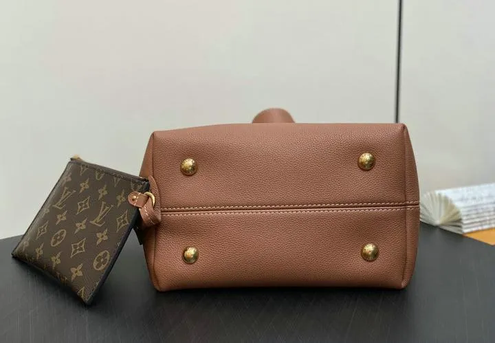 Louis Vuitton 1:1 Mirror Replica PM Low Key Grained Hobo Louis Vuitton Replica Neverfull Louis Vuitton 1:1 Mirror Replica PM Low Key Grained Hobo Louis Vuitton Replica Neverfull