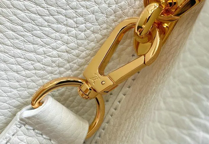 Louis Vuitton 1:1 Mirror Replica Capucines BB White Gold Capucines Louis Vuitton Replica Capucines Louis Vuitton 1:1 Mirror Replica Capucines BB White Gold Capucines Louis Vuitton Replica Capucines